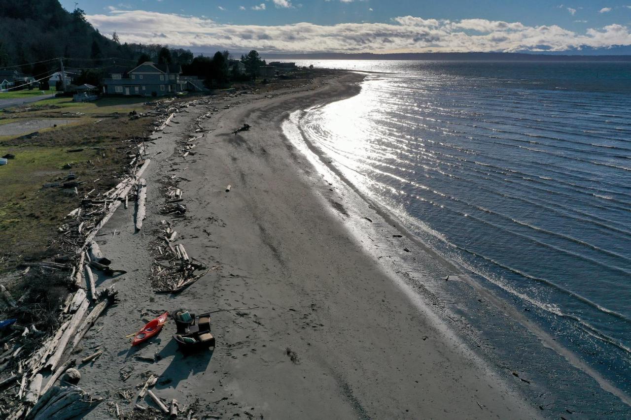 Maxwelton Beach Sunsets! Kayaks & Paddleboards! 1 Min Walk To The Water! Clinton Eksteriør billede